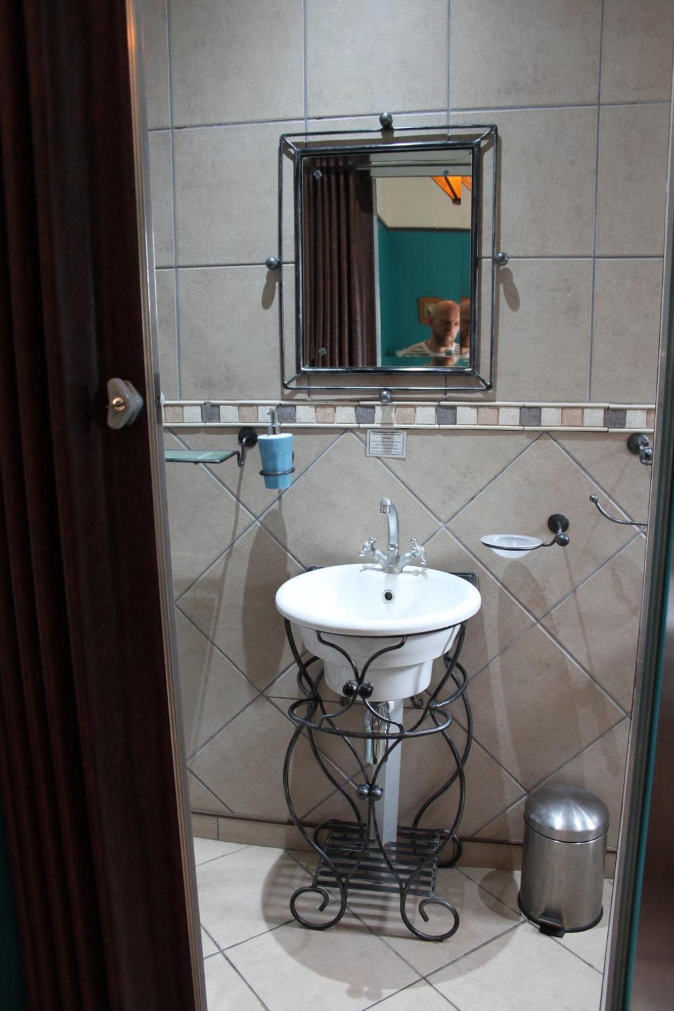 Longtom Farm Guesthouse Машишинг Экстерьер фото